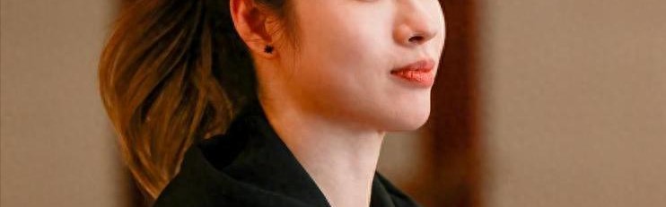 乐鱼体育平台-原来她就是江苏女篮教练，年轻美貌实力并存，击败卫冕冠军广东队
